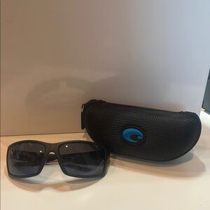 New never worn - Costa Black 9007 - Sunglasses with Blue Logo Case